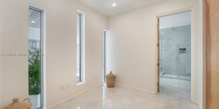 5910 N Bayshore Drive Gallery 21