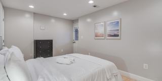 26 T Street NE Gallery 12