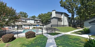 Icon Lakewood Gallery 20