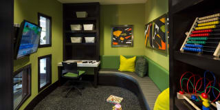The Citron Gallery 18