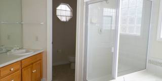 Spacious Ranch Patio Home in Desirable Southridge – Finished Basement & Garage Spacious Ranch Patio Home in Desirable Southridge – Finished Basement & Garage Gallery 8