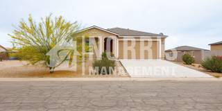 Beautiful New Home in Arizona City Gallery 1