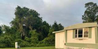 Open Floor Plan home on Private Spacious Lot Gallery 1