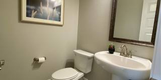 209 Johnson Street Gallery 26