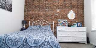 Nice 2 bed in Allston Gallery 8