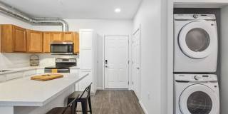 Pullman Modern Urban Apartments Gallery 5