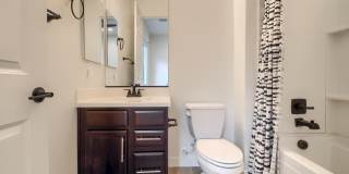 Modern 4BR Avance Home:Gated, Resort Pool, Gym & Quick Downtown Access Gallery 51