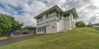 3 Bed 2 bath in Aiea Heights Gallery 1