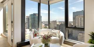 1900 Broadway Gallery 23