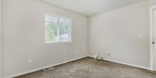 Spacious 5 Bedroom Lynnwood Dream Rental w/ Attached 3-Car Garage! Gallery 9