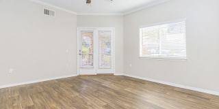 Creekside At Palmer Park Apartments Gallery 11