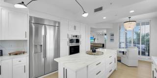 8720 Bay Colony Dr Gallery 7