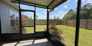 MOVE IN SPECIAL: $1000 OFF 1ST MONTH'S RENT!** Gallery 18