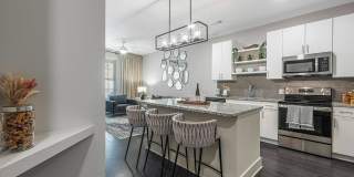Capital Collective Luxury Apartments Gallery 24