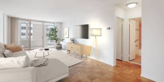 3003 Van Ness Gallery 24