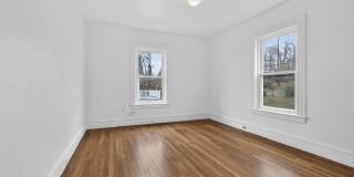 166 Elliot St Gallery 19
