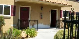 2 Bed 1.5 Bath Condo Gallery 1