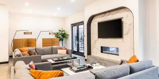 Alice House Gallery 11