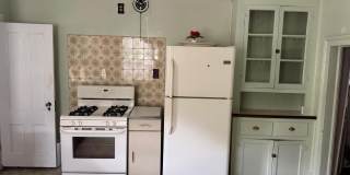 112 N 6th Avenue Gallery 1