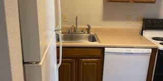 River Walk Apartments Gallery 30