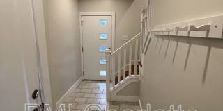 1106 N Alexander St Gallery 3