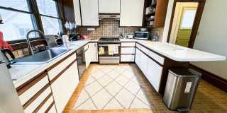 118 Wait Avenue Gallery 10