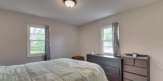 Coming Soon! Bright & Spacious 3 Bed Home with Finished Basement & Huge Backyard Gallery 18