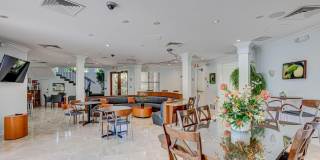 500 Uno Lago Drive Gallery 50