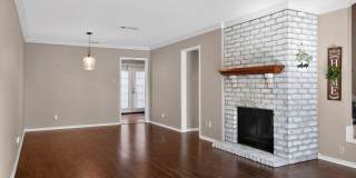Charming 2BR Townhome in Beaumont Gallery 7