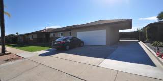 6BD/3BA, Huge Yard! Lots of Parking! Gallery 1