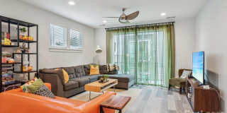 2242 Electric Lane Gallery 7
