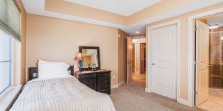 1st N 1809 #401 Gallery 18