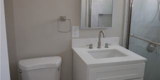 513 E Walnut, Apt. C Street Gallery 11