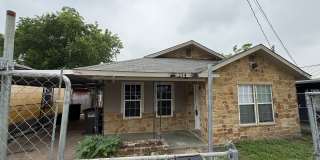 Updated 3BR w/ Hardwood Floors, Walk-In Shower & Stainless Steel Kitchen Gallery 1