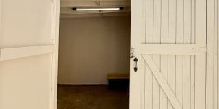 4078 Stephens Street Gallery 27
