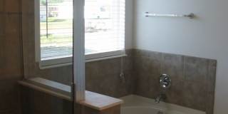Fishers 4BDRM, 2.5BA home near Hamilton Town Center! Gallery 22