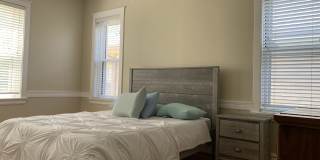 7256 Pershing Avenue - A Gallery 12