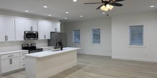 371 W Country Club Drive Gallery 4