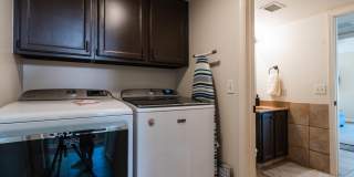 2322 E MILLBRAE Court Gallery 41