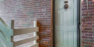 Two Bedroom Condo With Office in Green Hills Gallery 6