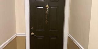 414 Sloan Court Gallery 1