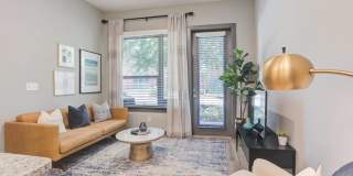 Sola Station Canalside Apartments Gallery 35