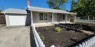 Cozy 2 Bed/1 Bath/ 816 Sqft House in Pleasant Hill available May 15th for lease! Gallery 1