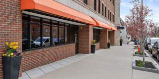 375 Market St. Gallery 7
