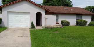 2/2 On Large Corner Lot Located in Pepper Mill!!! Gallery 1