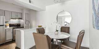 Vintage at 18th Street Gallery 36