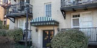 Fully Furnished  Newly Renovated 2 Bedroom Convenient to Moses Cone Hospital - Flexible Lease Terms Available! Gallery 1