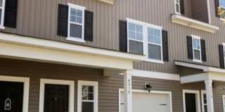 3BR/3BA Townhome in West Ashley — 2-Car Garage, Available Now Gallery 1