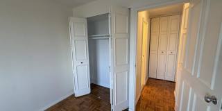 284 Saint Paul Gallery 7