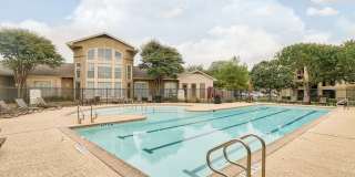 Lakeline Apartments Gallery 14